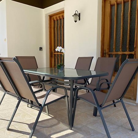 Demie And George Ηouse Villa Loutraki  Luaran gambar