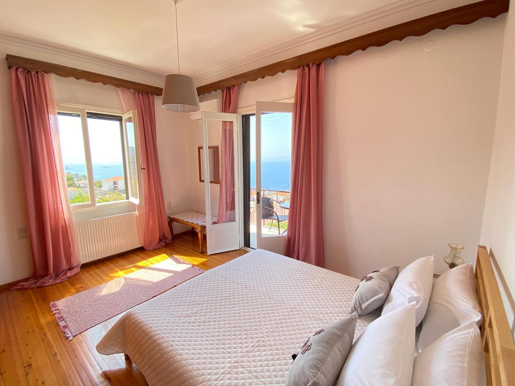 Demie And George Ηouse Villa Loutraki  Luaran gambar